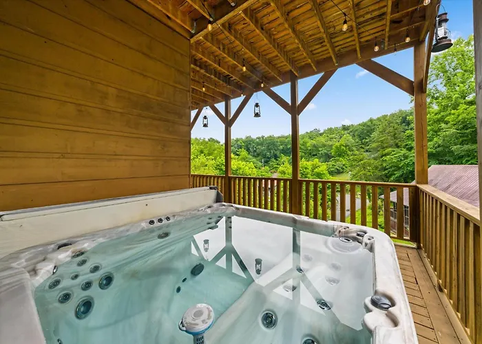Happy Hideaway Villa Sevierville