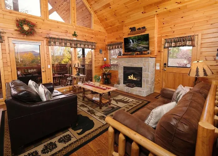 Beauty And The Bear By Colonial Properties Pigeon Forge