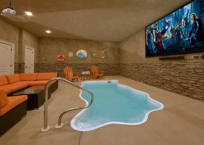 Otter Springs: Indoor Pool Theater Views Villa Sevierville