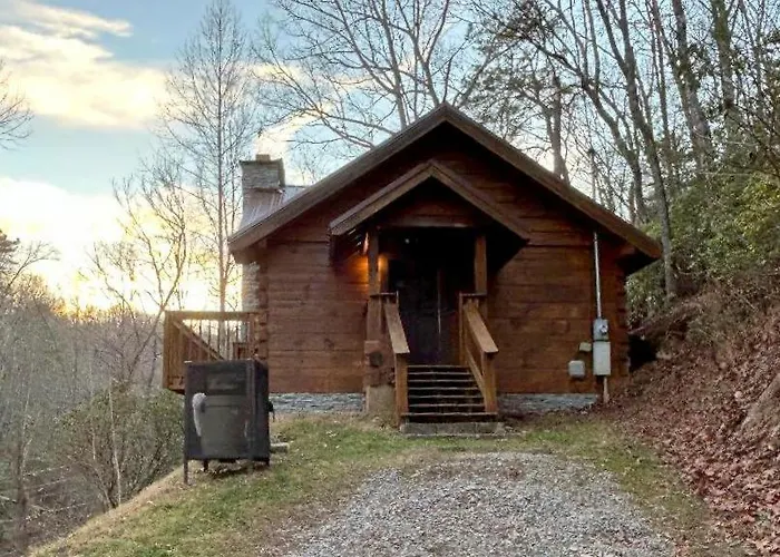 Honeymoon Hideaway Villa Gatlinburg