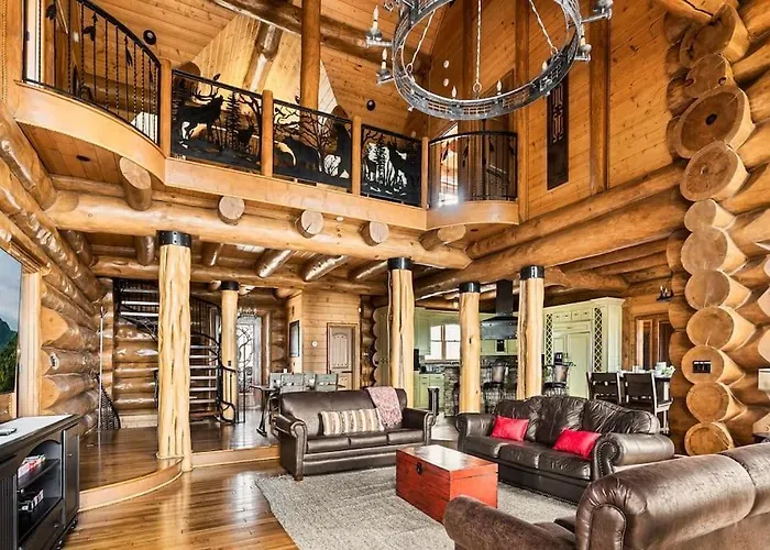 Bear Paw - 7 Bed, 8Ba, Sleeps 22, Location, Hot Tub Villa Gatlinburg
