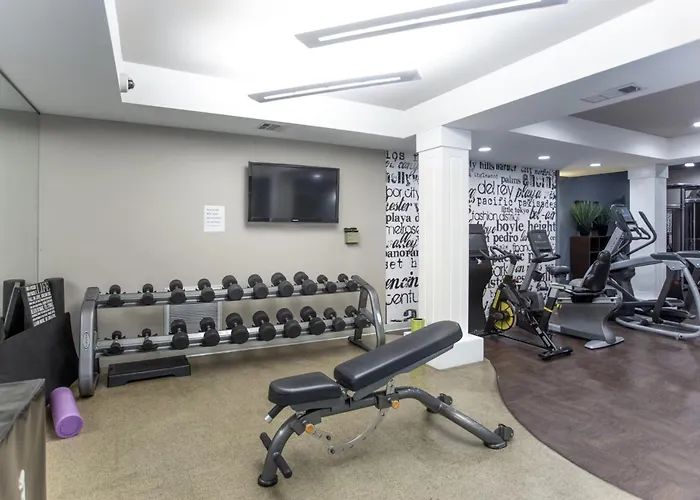 Beverly Hills Chic 2 Bed 2Bath With Patio And Parking 309 Los Angeles