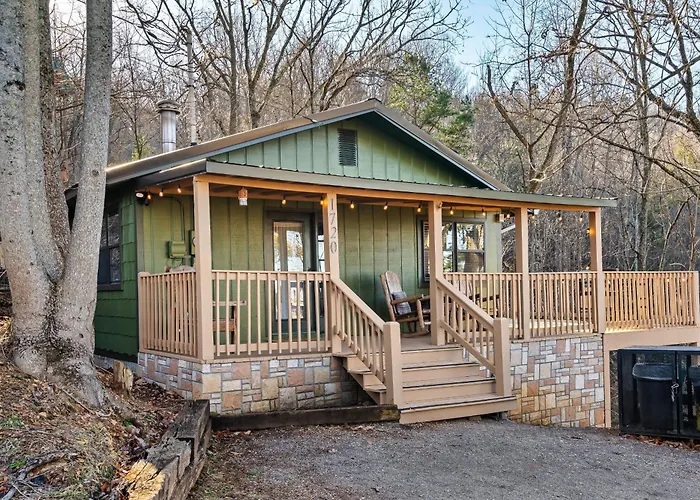 Cabin With Spectacular View With Hot Tub In The Smoky Mtns Sevierville
