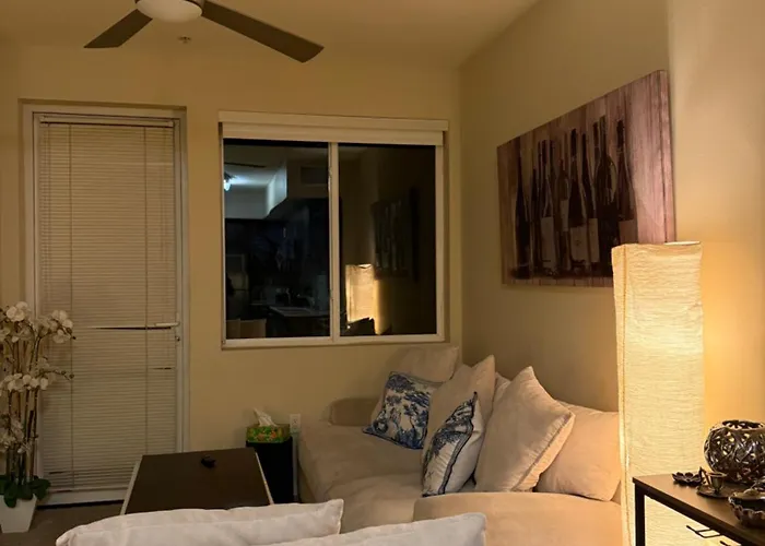 Wilshire La Brea Apartments Los Angeles