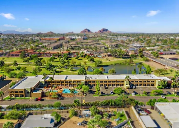 Bposhtels Scottsdale In Arizona Bed & Breakfast