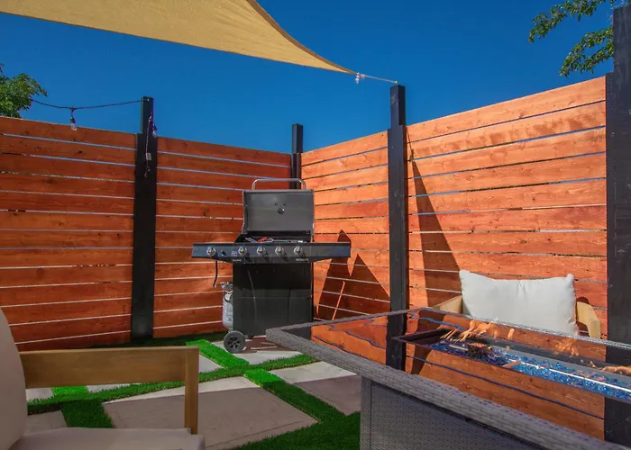 Casa Urbana-Close To Downtown-Hot Tub-Pet Friendly-No Pet Fees! Albuquerque