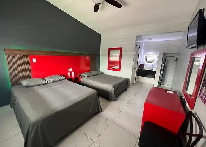 Hotel Luna Park Tijuana