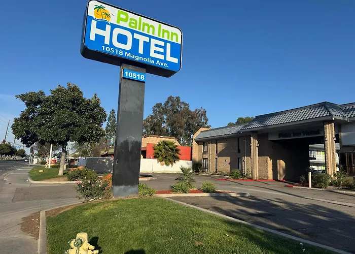 Palm Inn Hotel Near Tyler Mall Riverside