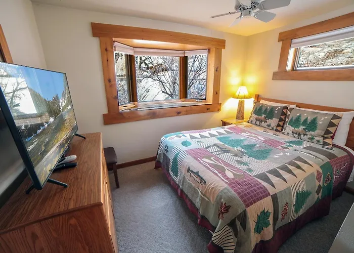 Sunnyside Knoll- 9 Cabin Estes Park