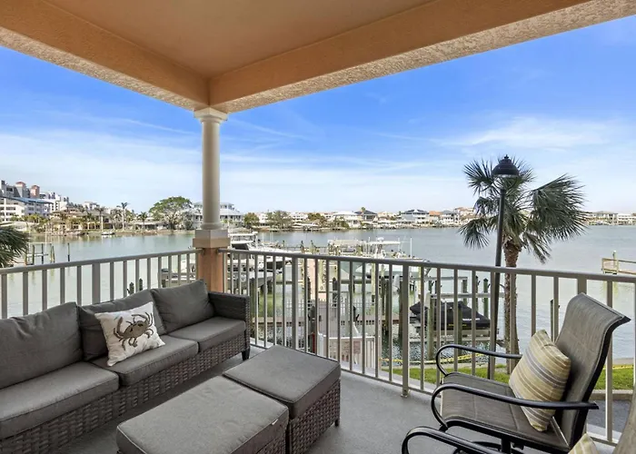 206 Harborview Grande Villa Clearwater Beach