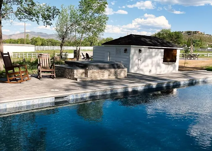 The Ranch House With A Pool Hot Tub And Fire Pit Villa Reno