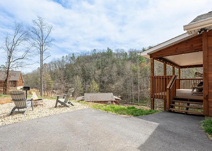 Getaway On The Bluff Ridge Villa Sevierville