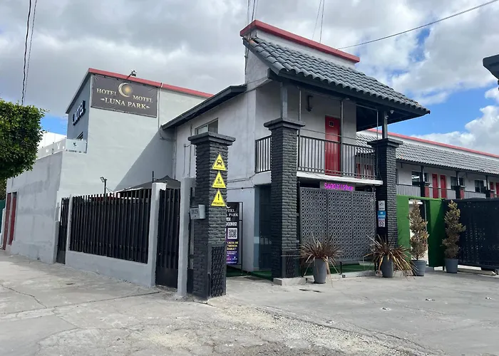 Hotel Luna Park Tijuana