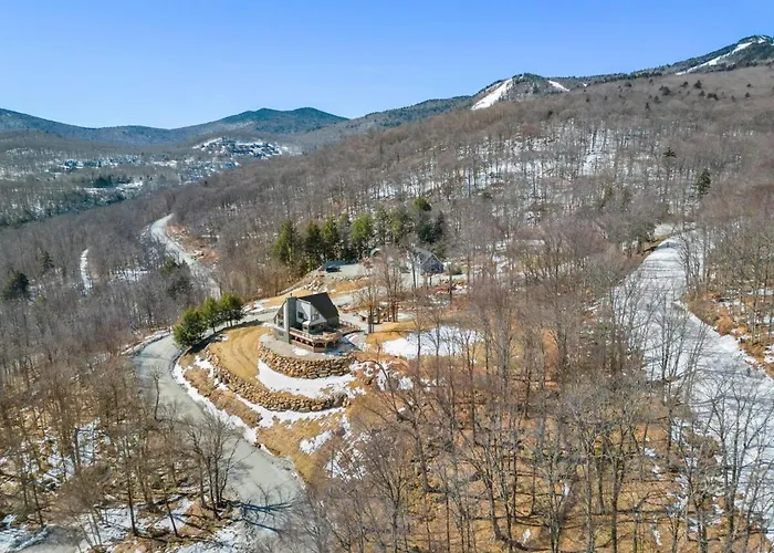 The Matterhorn House - Mountain Chalet With Hot Tub, Views, Game Room - Ideal Spring To Fall Killington