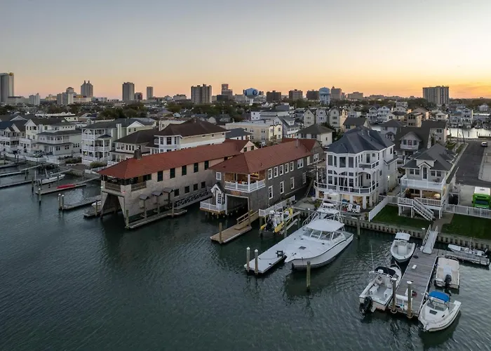The Capone House-Historic Bayfront Home W/Hot Tub Atlantic City