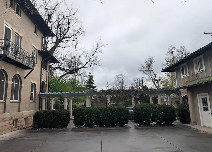 Luxury At The 1912 Sharp Mansion Hotel Colorado Springs