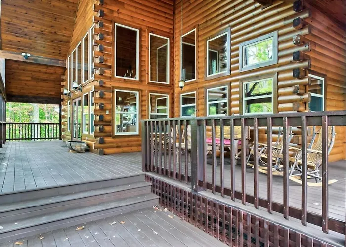 A Step Above, Gatlinburg Luxury Cabin Sevierville