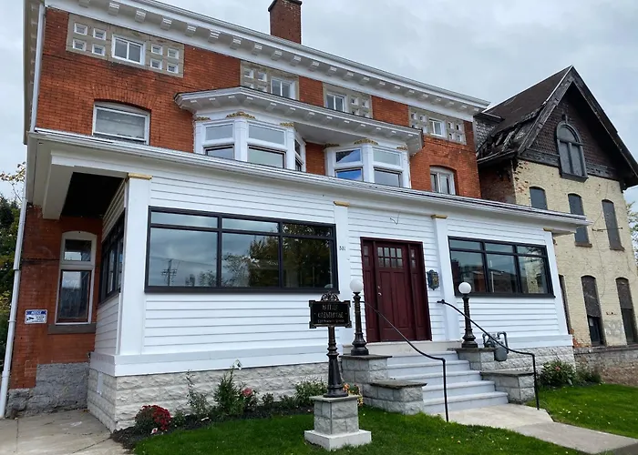 Buffalo Guesthouse