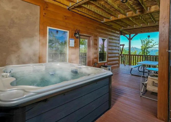 A Cloud 9 - Gorgeous Mountain Views, Outdoor Hot Tub + Game Room With Pool Table & More! Pigeon Forge