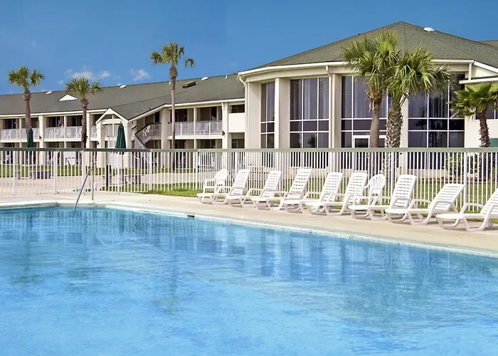 Days Inn & Suites By Wyndham Jekyll Island