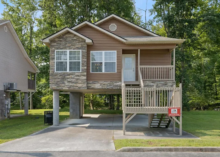 Ritz On The River Creekside Escape With Hot Tub Sevierville