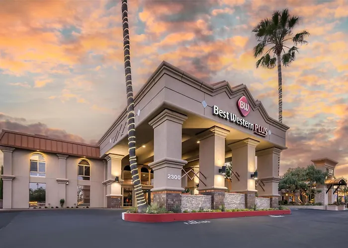 Best Western Plus Hilltop Inn Redding