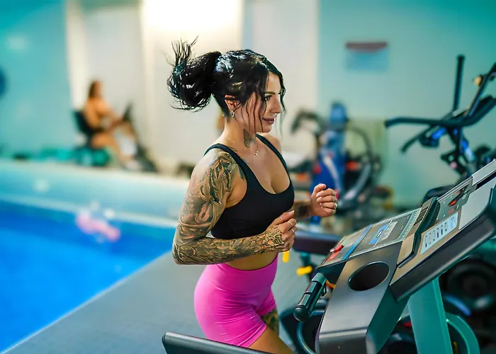 Illuminati Guest House Victoria