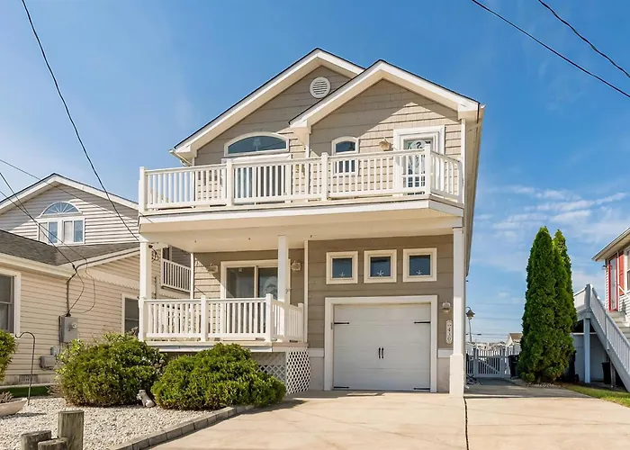 430 W Pine Ave Villa Wildwood