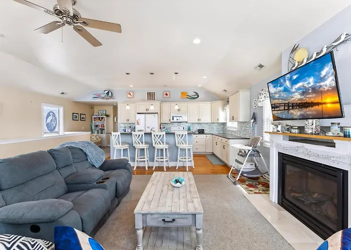 430 W Pine Ave Villa Wildwood