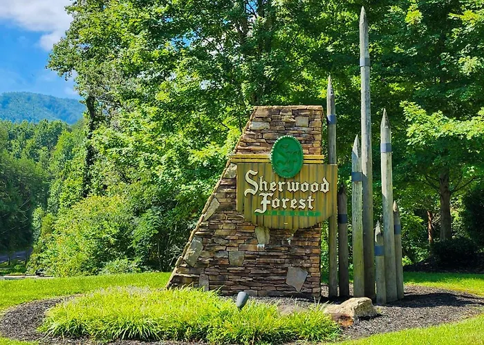 Emerald And Evergreen At Sherwood Gatlinburg