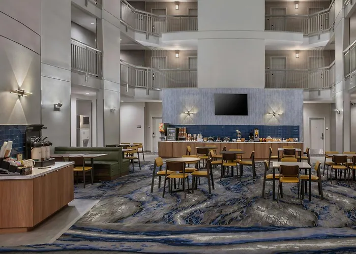 Fairfield Inn & Suites Oakland Hayward