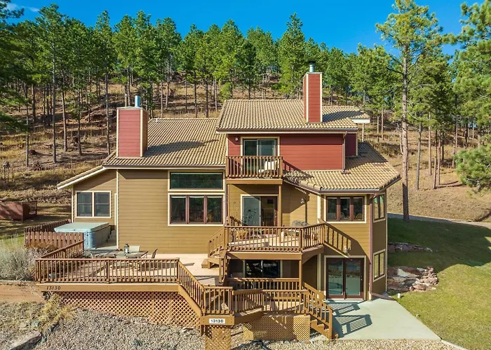 Peaceful Pines Villa Rapid City