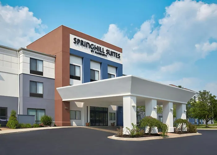 Springhill Suites By Marriott Lansing West