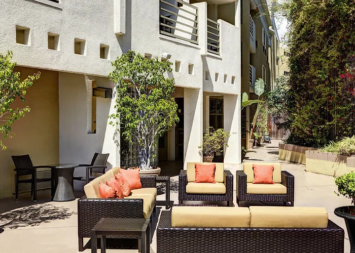 Courtyard Los Angeles Century City/Beverly Hills