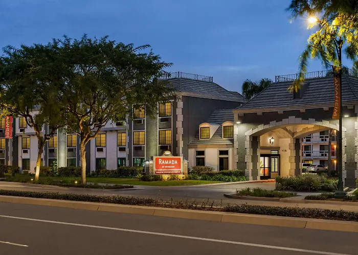 Ramada By Wyndham Anaheim Convention Center Hotel