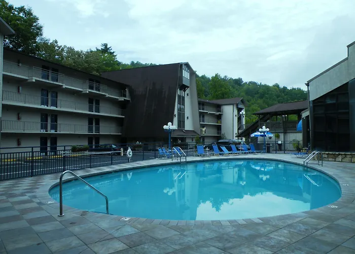 Sidney James Mountain Lodge Gatlinburg