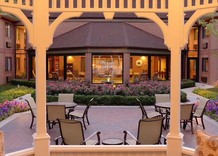 Ann Arbor Regent Hotel And Suites