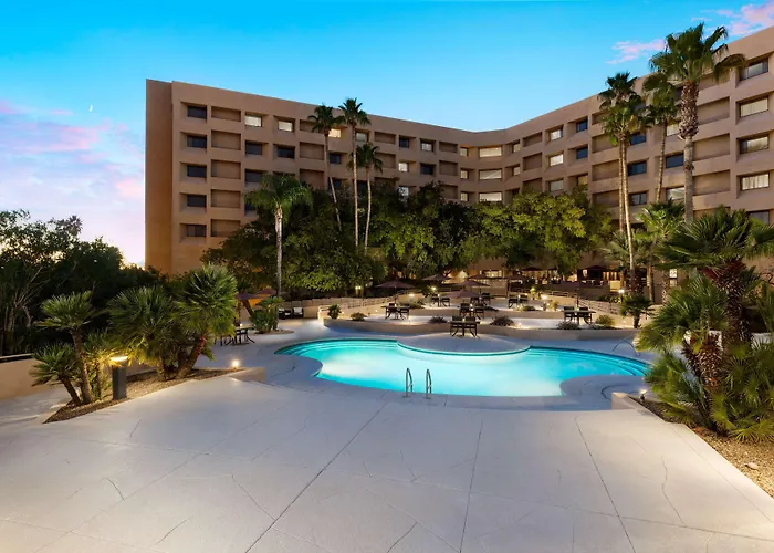 Hilton Tucson East Hotel