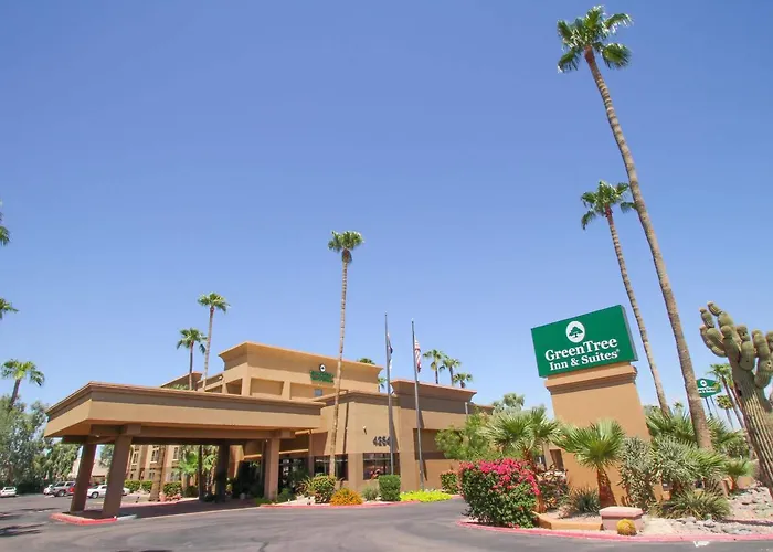 Greentree Inn & Suites Phoenix Sky Harbor