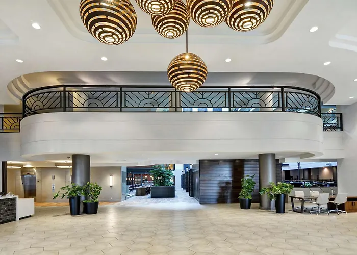 Embassy Suites By Hilton Minneapolis Airport Bloomington