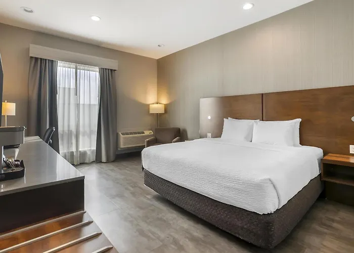 Best Western Plus East Side Saskatoon