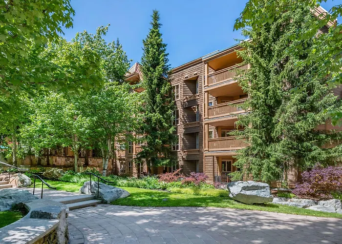 Hilton Grand Vacations Club Whistler Hotel