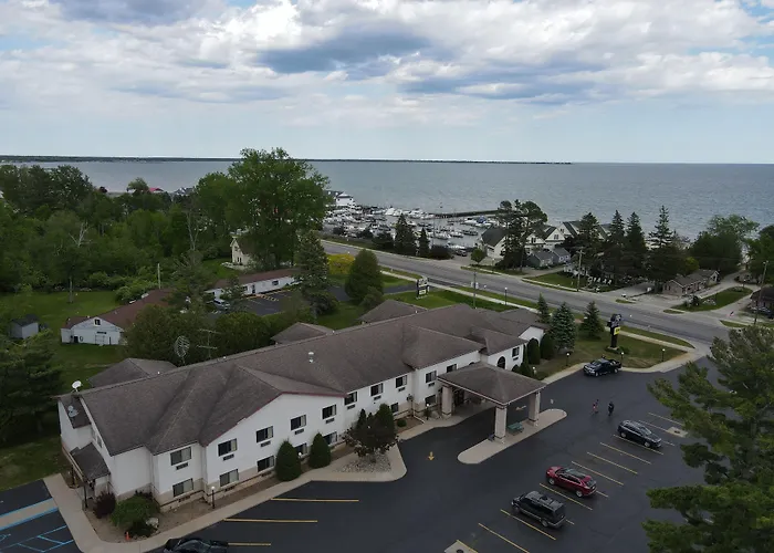 Bay Inn Tawas City
