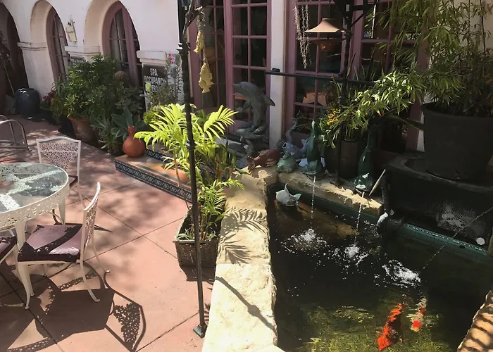 Villa Rosa Inn Santa Barbara