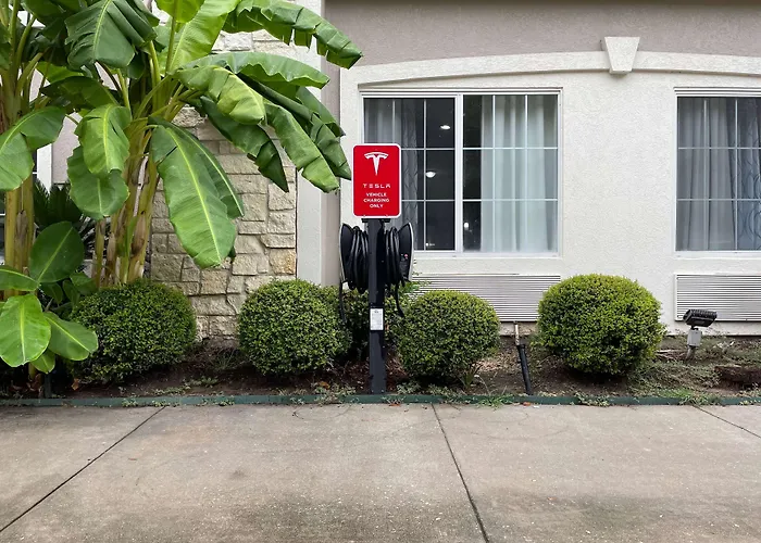 La Quinta Inn & Suite Kingwood Houston Iah Airport 53200