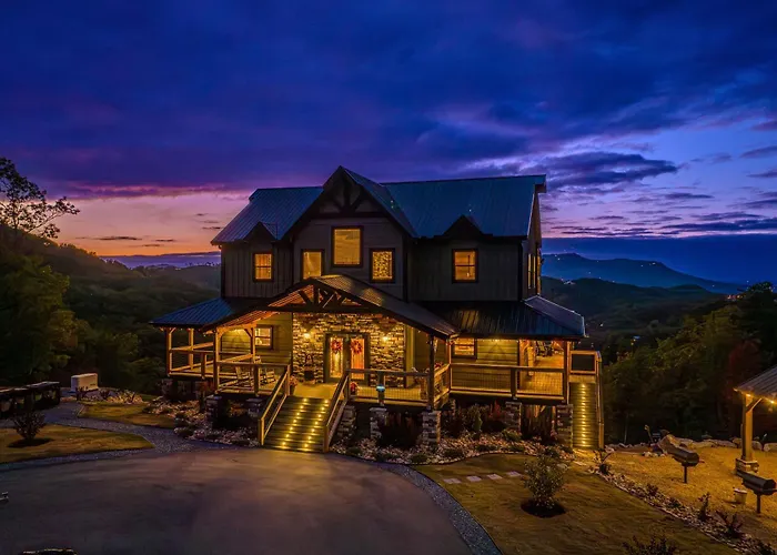 Morning Wood By American Patriot Getaways Sevierville