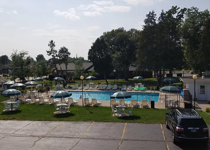 Amber'S Inn And Suites Wisconsin Dells