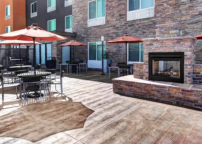 Towneplace Suites By Marriott Bakersfield West