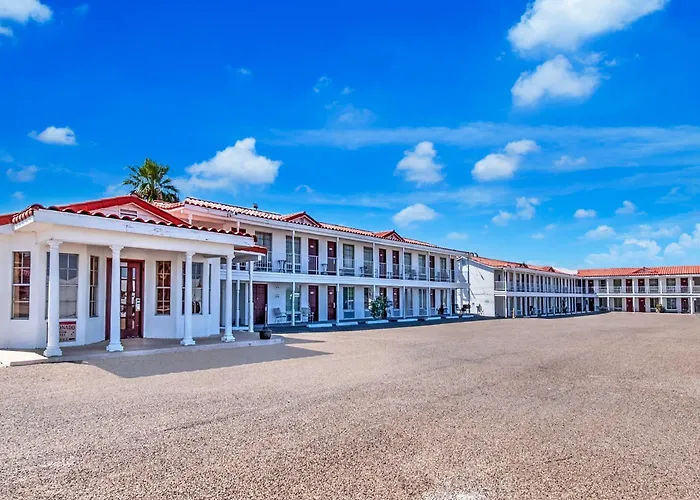 Historic Coronado Motor Hotel By Oyo Yuma