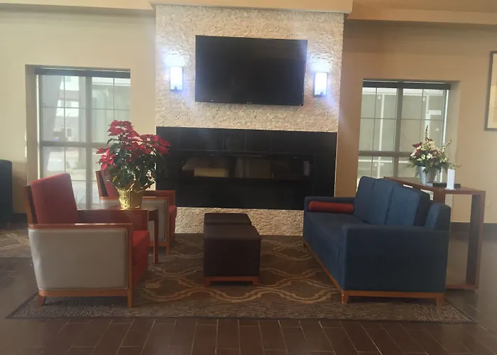 Comfort Suites - University Lubbock